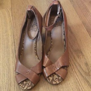 Brand new Lucky Brand wedges with ankle strap
